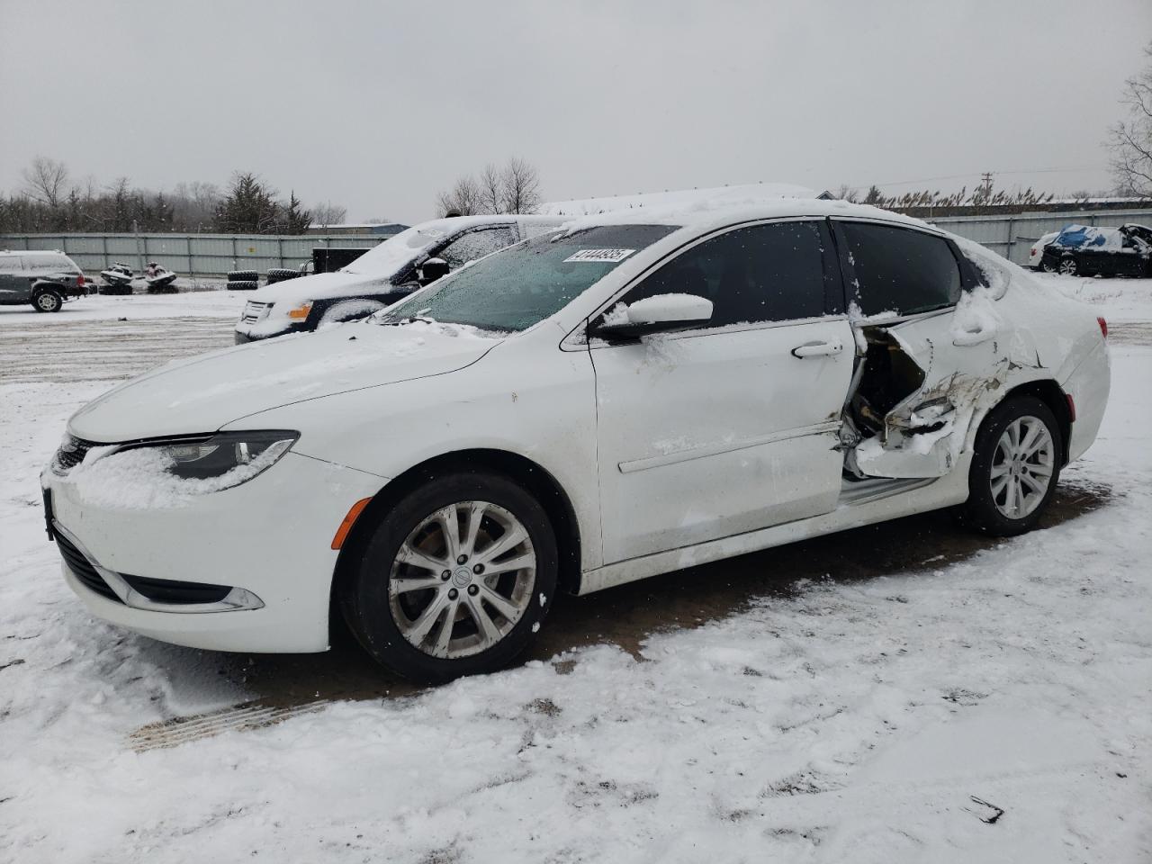 VIN 1C3CCCAB4FN747803 2015 CHRYSLER 200 no.1