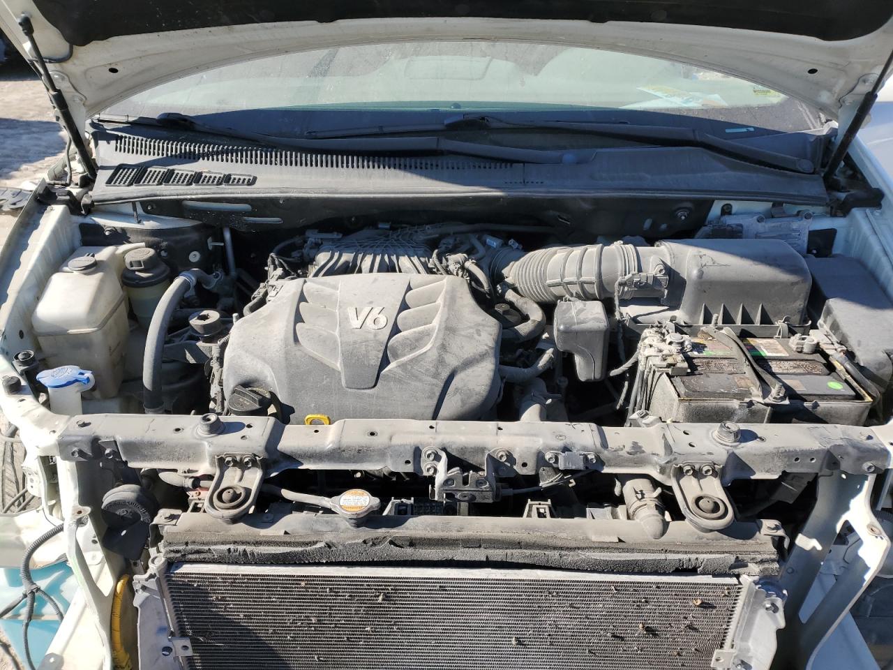 2012 Kia Sedona - Image 12