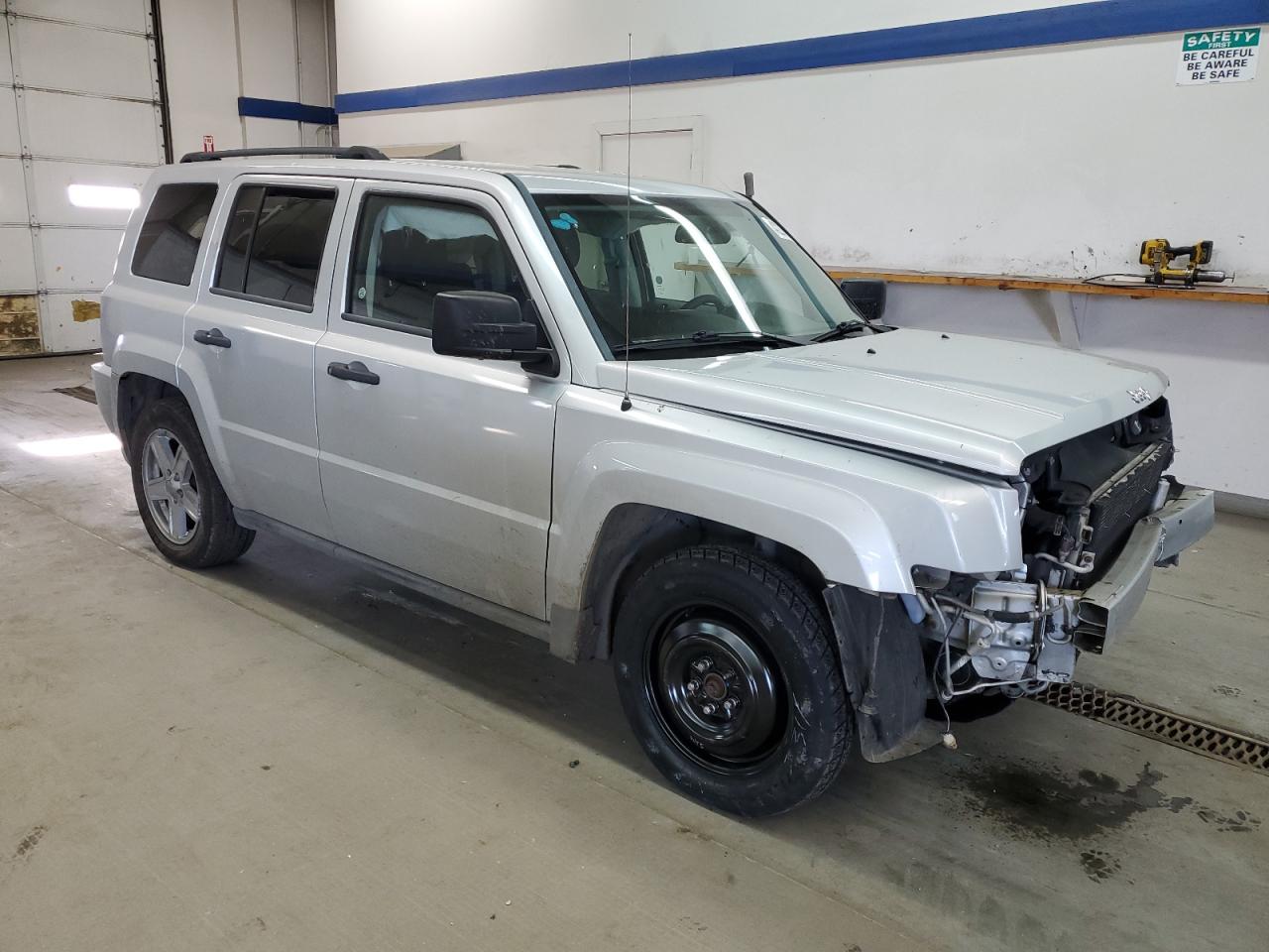 2010 Jeep Liberty (Patriot) - Image 4