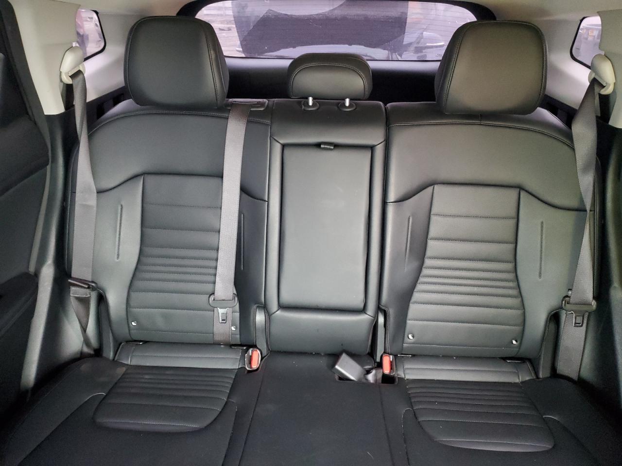 2023 Kia Sportage - Image 10