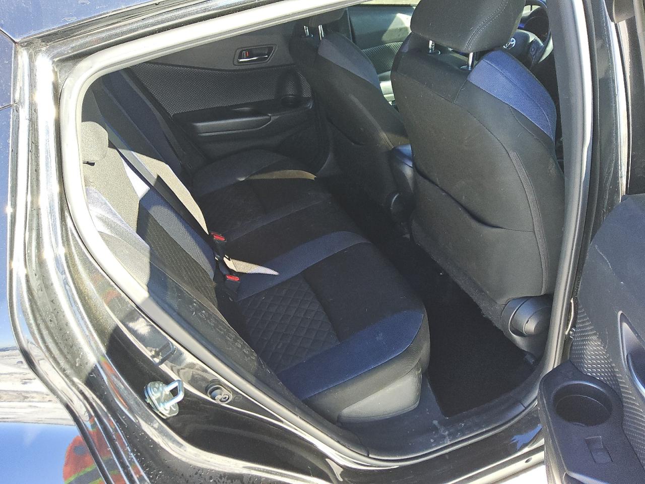 2020 Toyota C-HR - Image 10