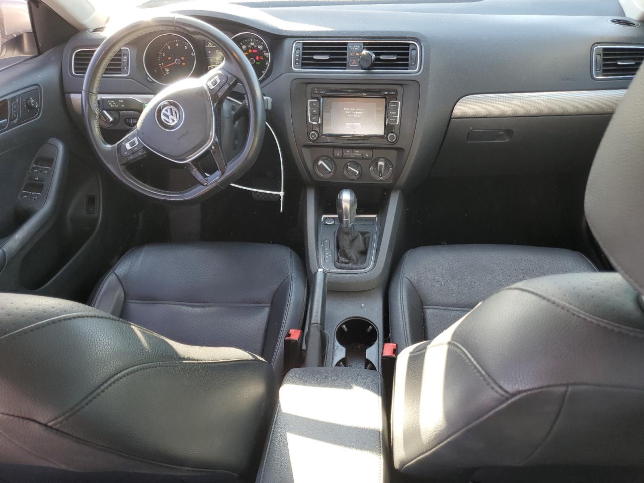 2015 Volkswagen Jetta - Image 8