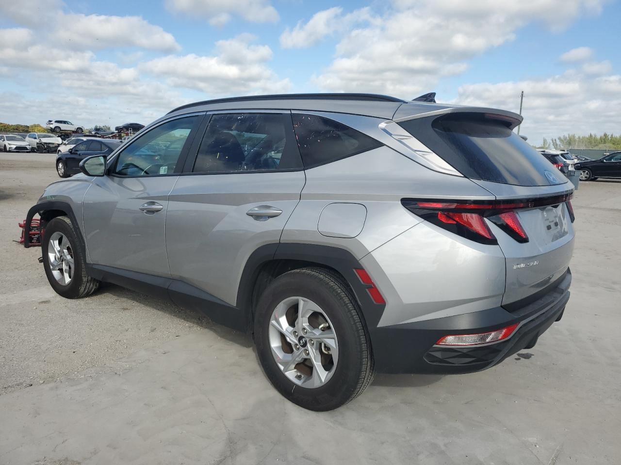 2024 Hyundai Tucson - Image 2