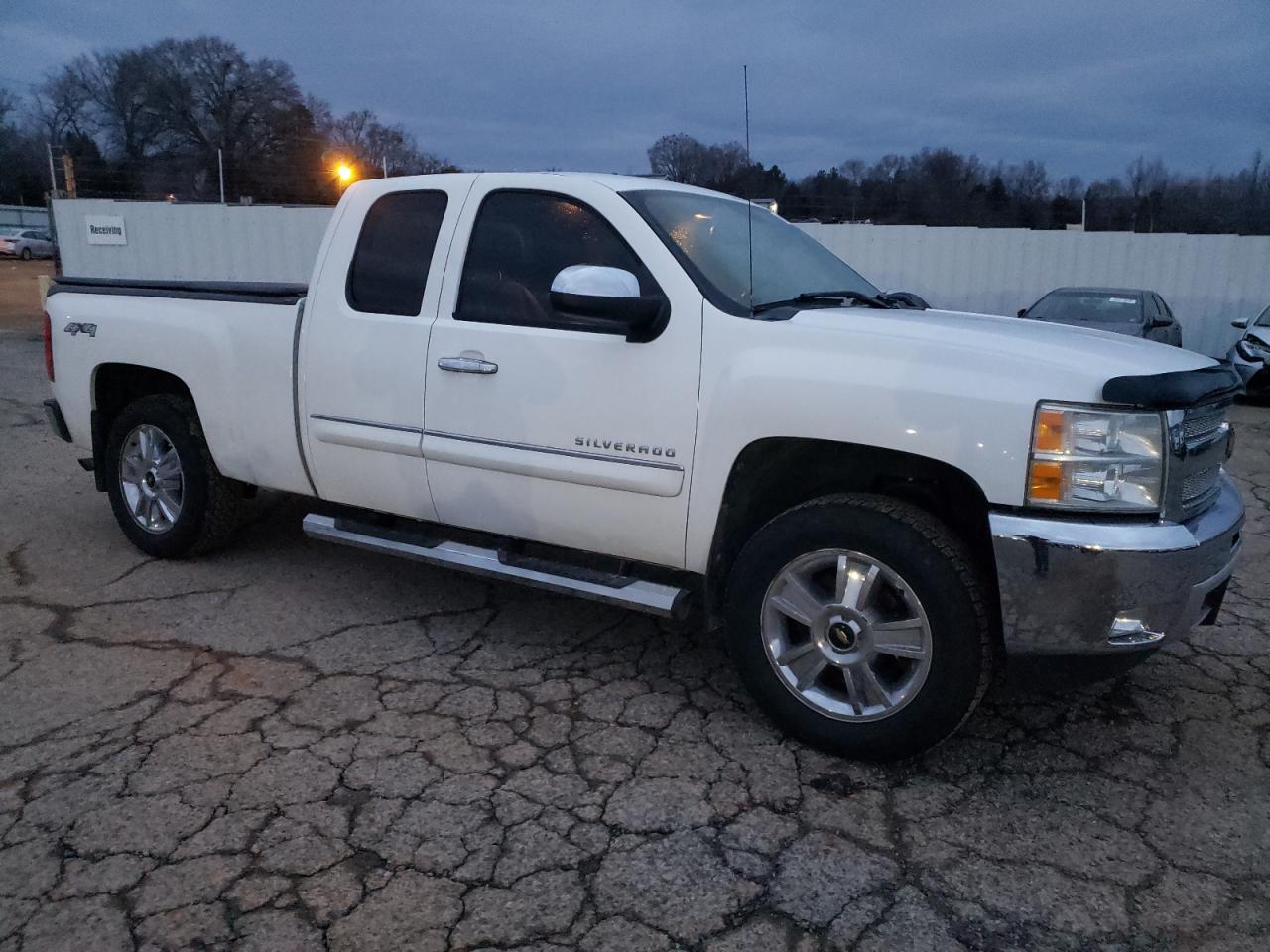 2013 Chevrolet Silverado - Image 4