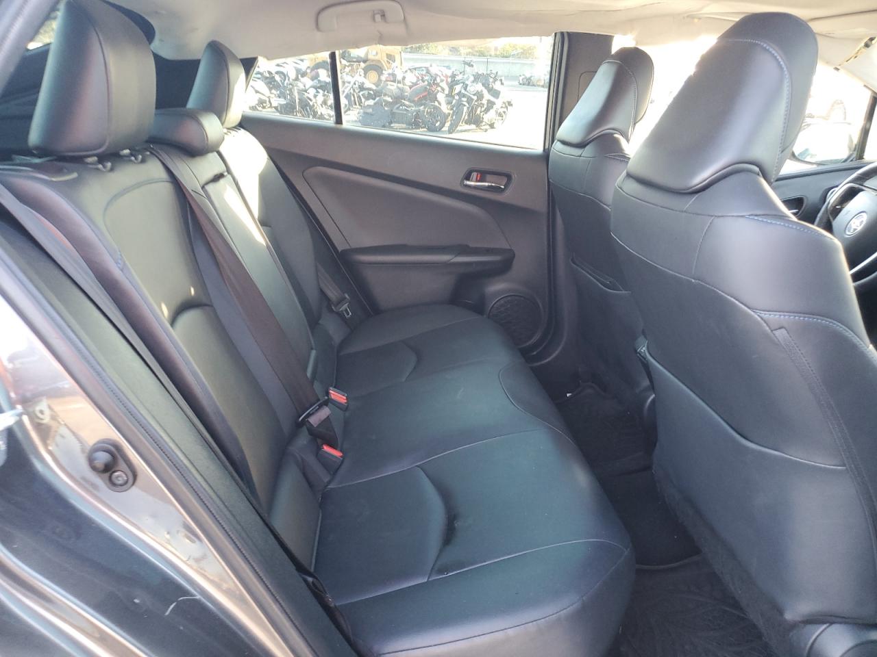 2019 Toyota Prius - Image 10