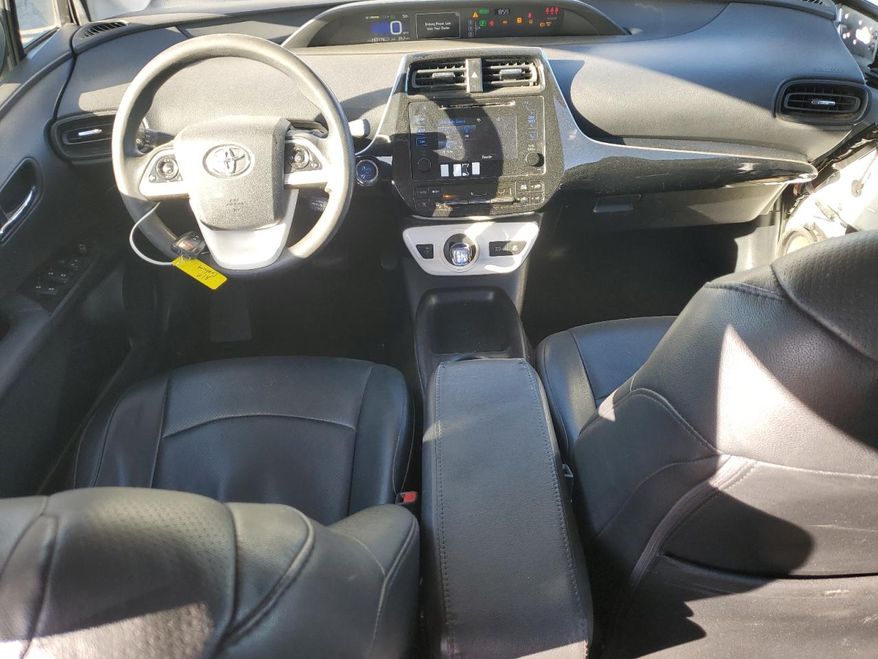 2018 Toyota Prius - Image 8