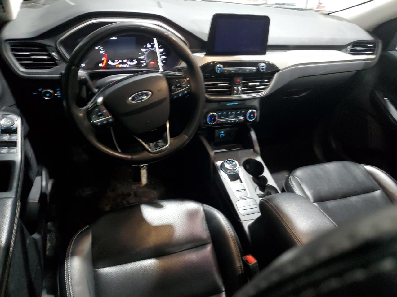 2022 Ford Escape - Image 8