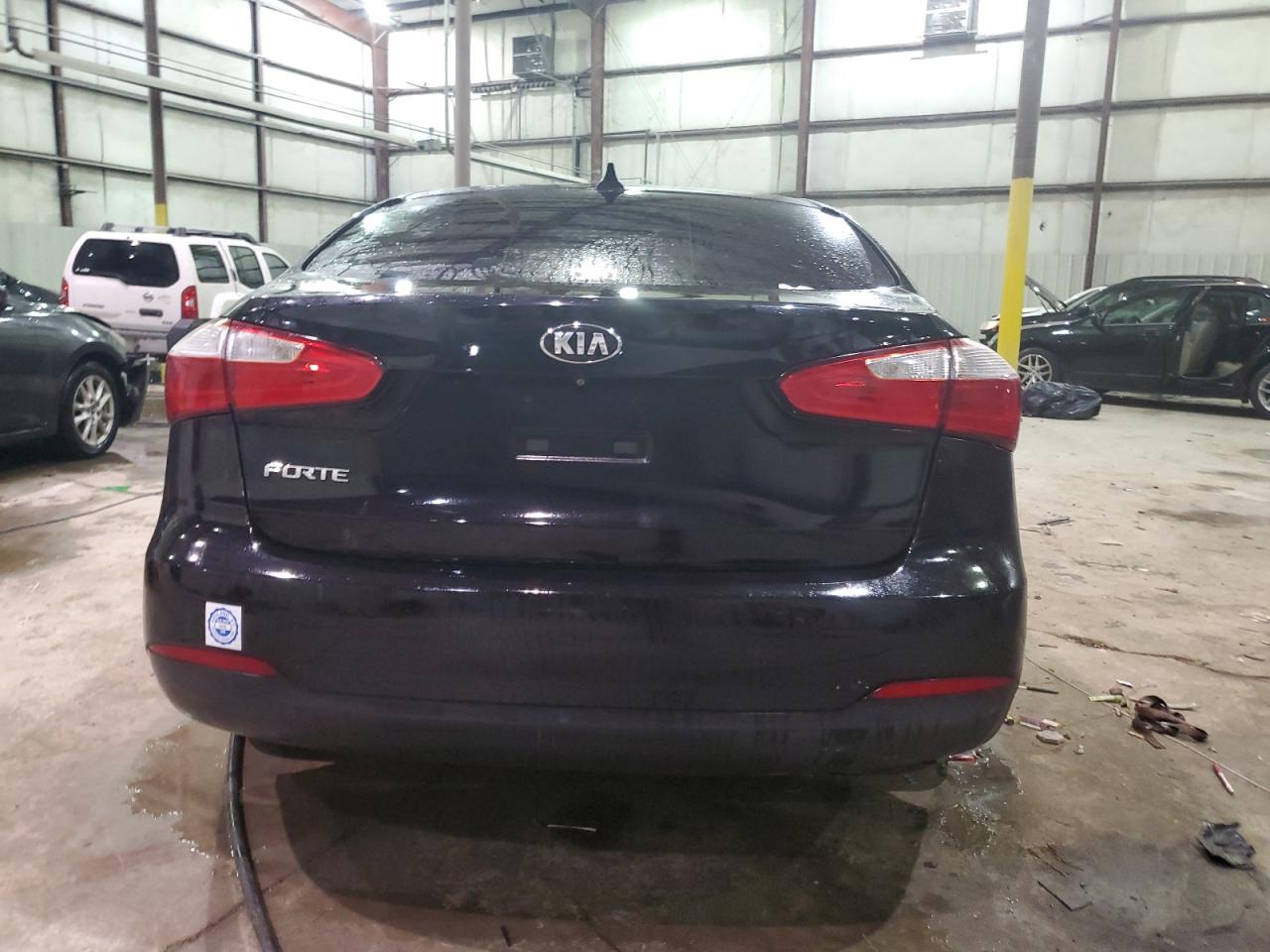 2016 Kia Forte - Image 6