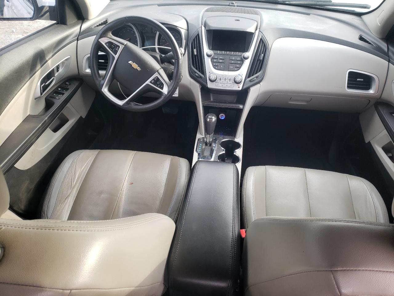 2017 Chevrolet Equinox - Image 8