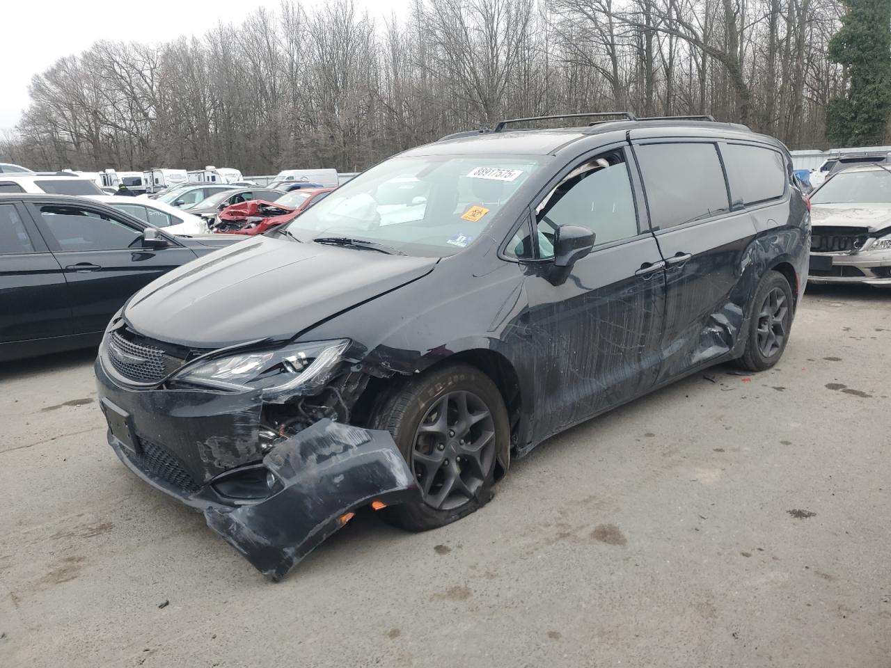 2019 Chrysler Pacifica - Image 1
