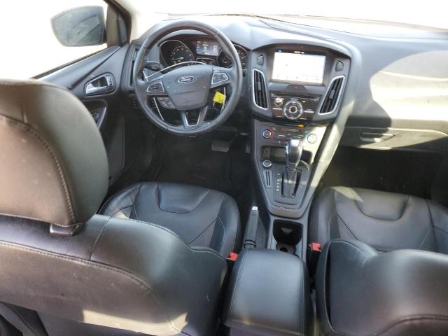 Sedans FORD FOCUS 2016 Granatowy