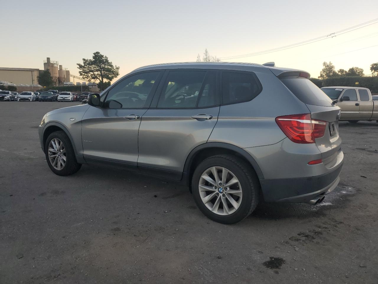 VIN 5UXWX9C54E0D42058 2014 BMW X3 no.2