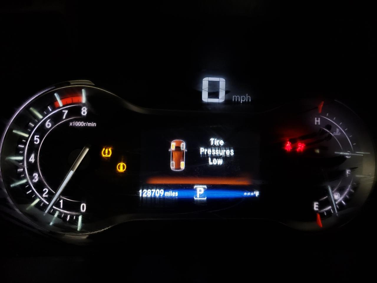 2017 Honda Pilot - Image 9