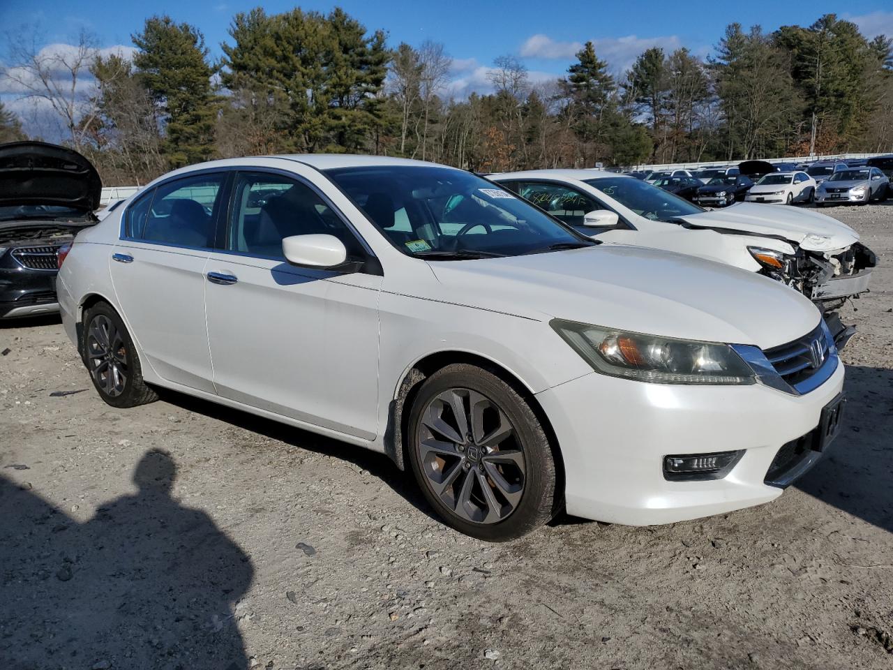 VIN 1HGCR2F57EA133598 2014 HONDA ACCORD no.4