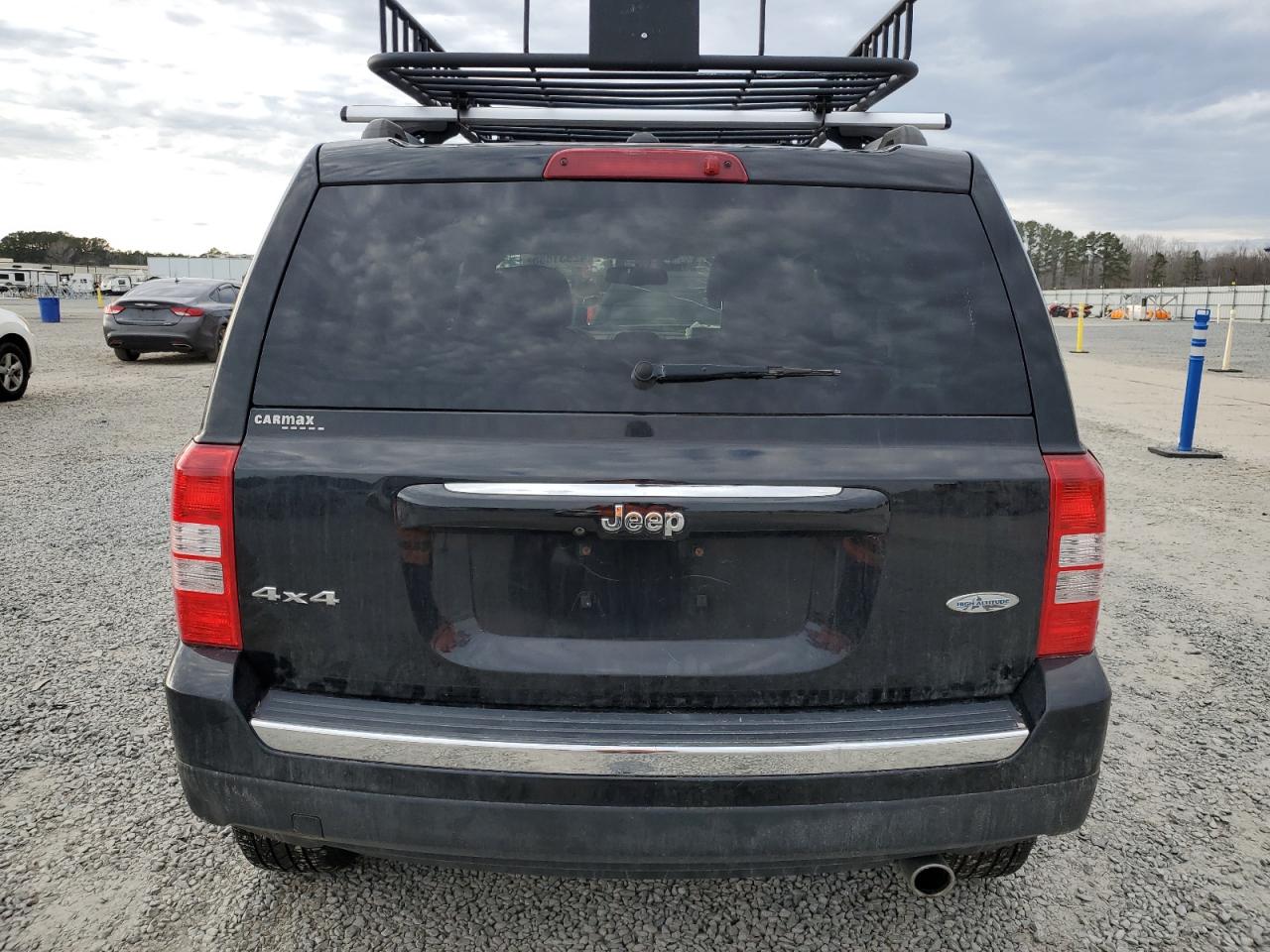 2017 Jeep Liberty (Patriot) - Image 6