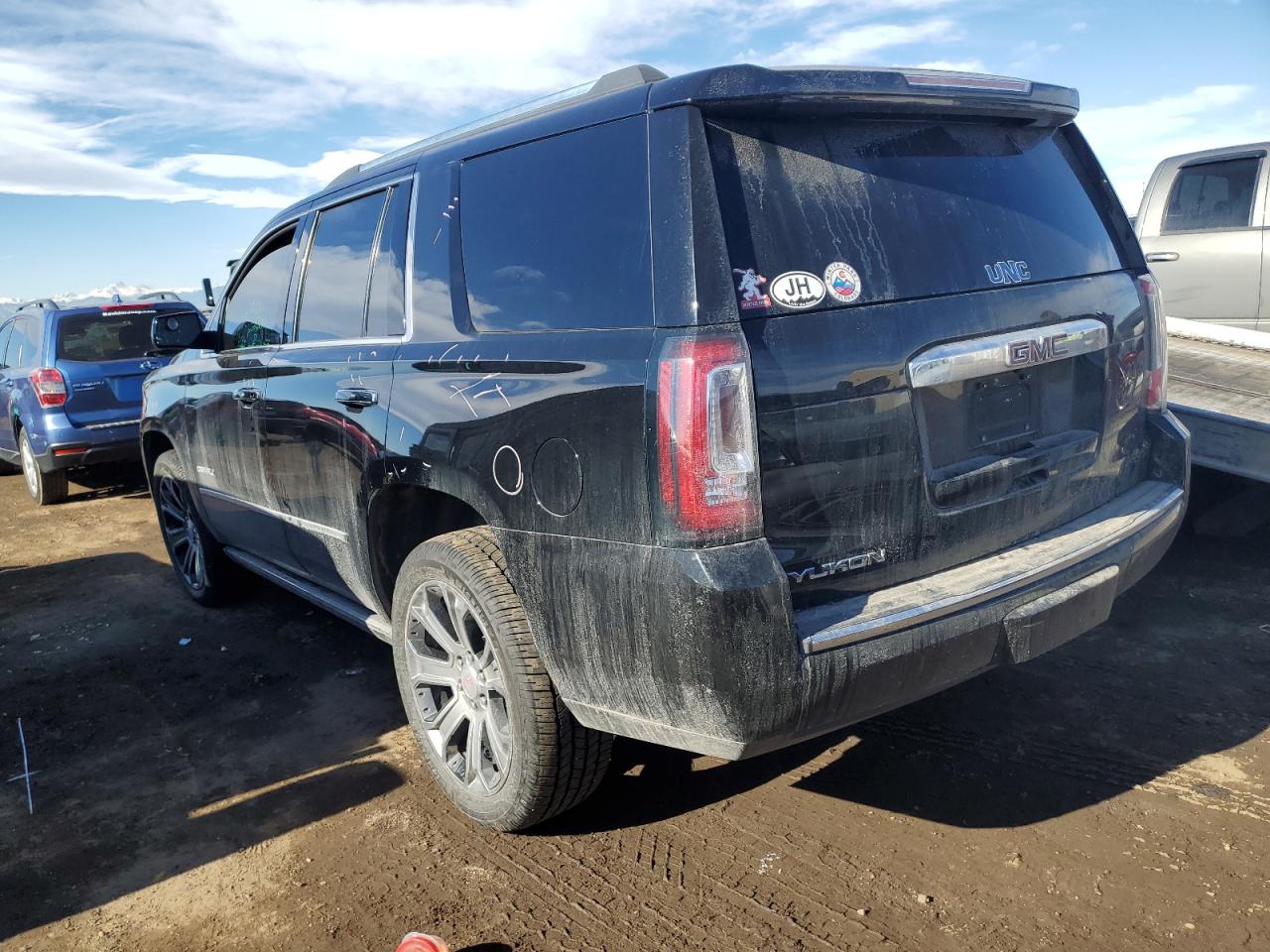 2017 GMC Yukon - Image 2
