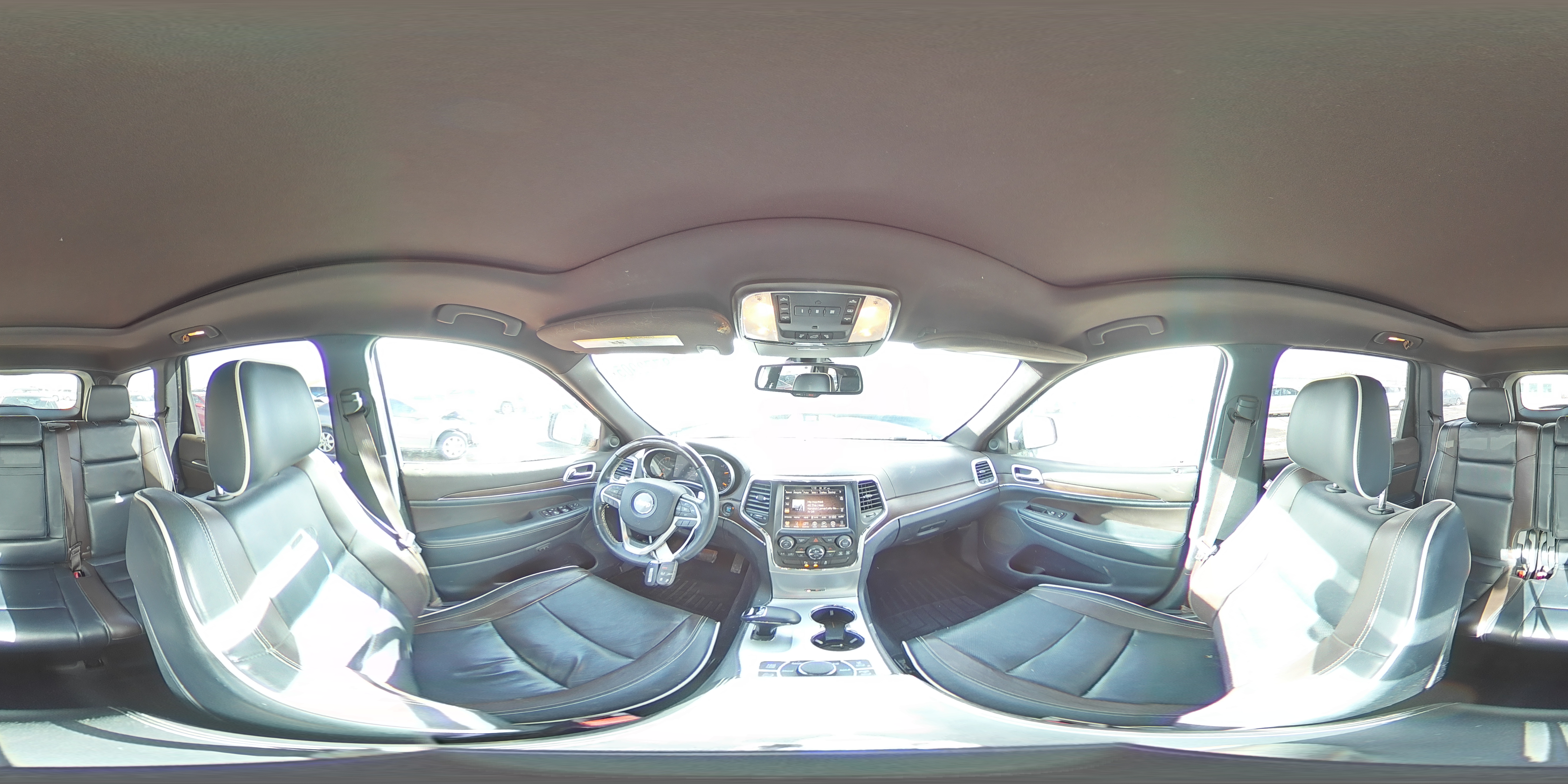 2014 Jeep Grand Cherokee - Image 16