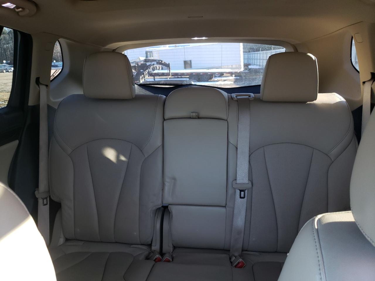 2017 Buick Envision - Image 10