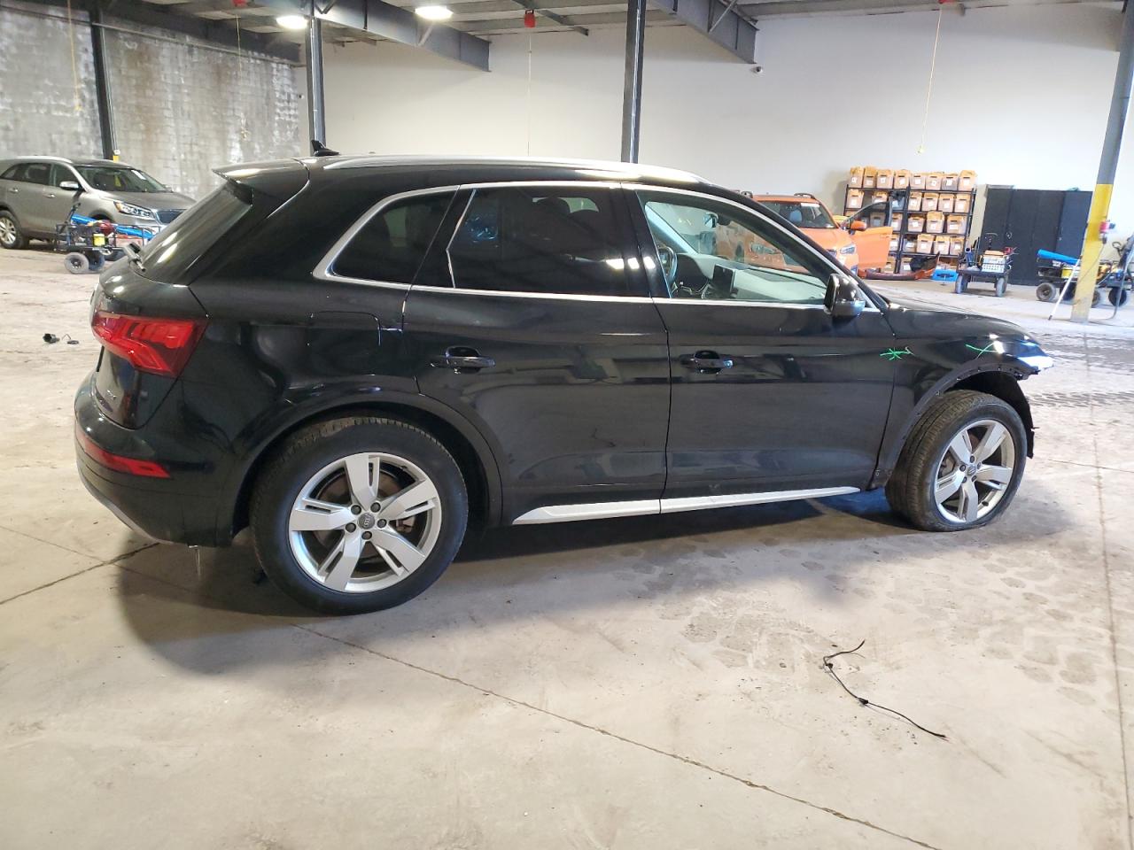 VIN WA1CNAFYXK2019500 2019 AUDI Q5 no.3