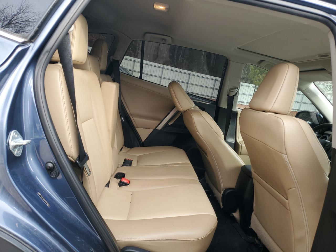2013 Toyota RAV 4 - Image 11