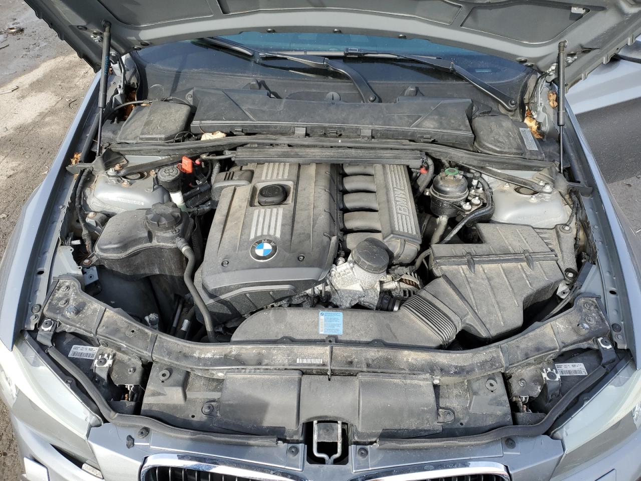2011 BMW 3er - Image 12