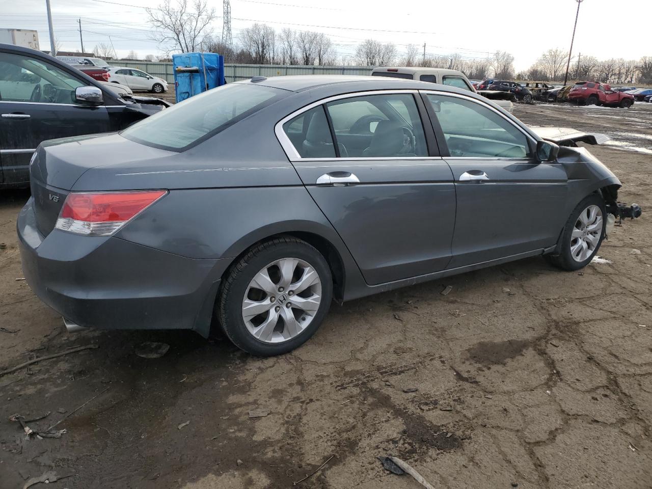2010 Honda Accord - Image 3