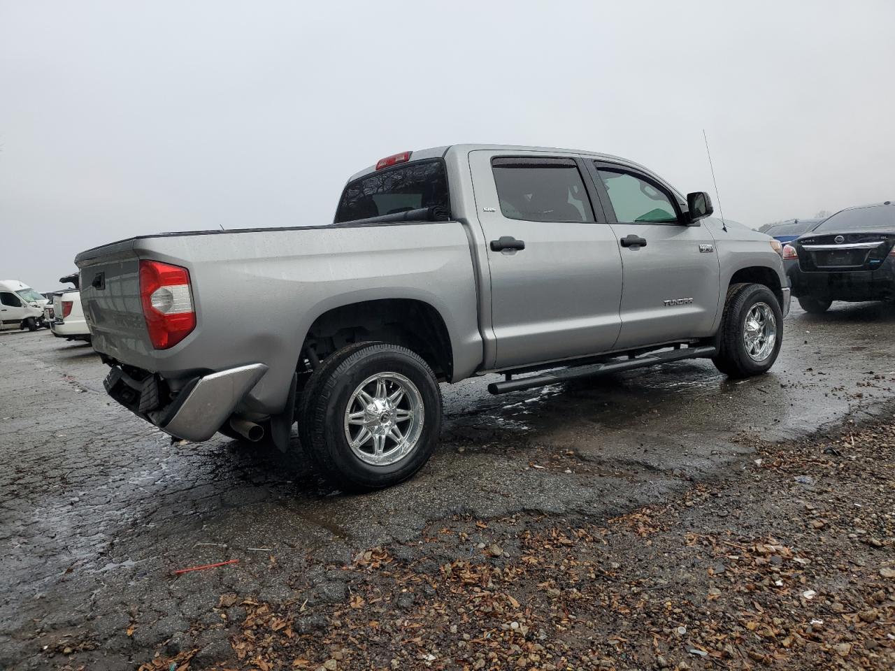 2019 Toyota Tundra - Image 3