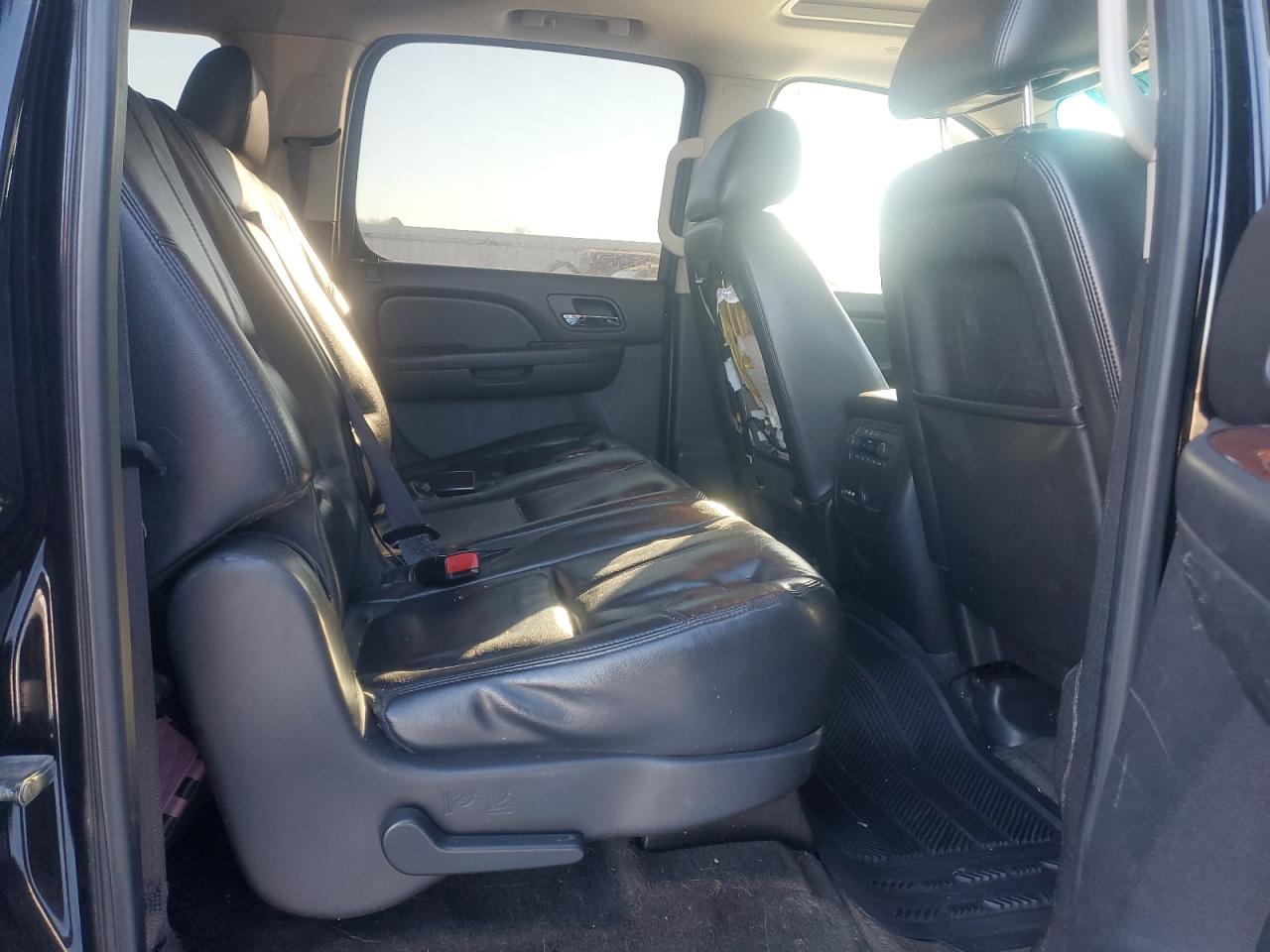 2013 Chevrolet Suburban C1500 Lt VIN: 1GNSCJE02DR121149 Lot: 87667055