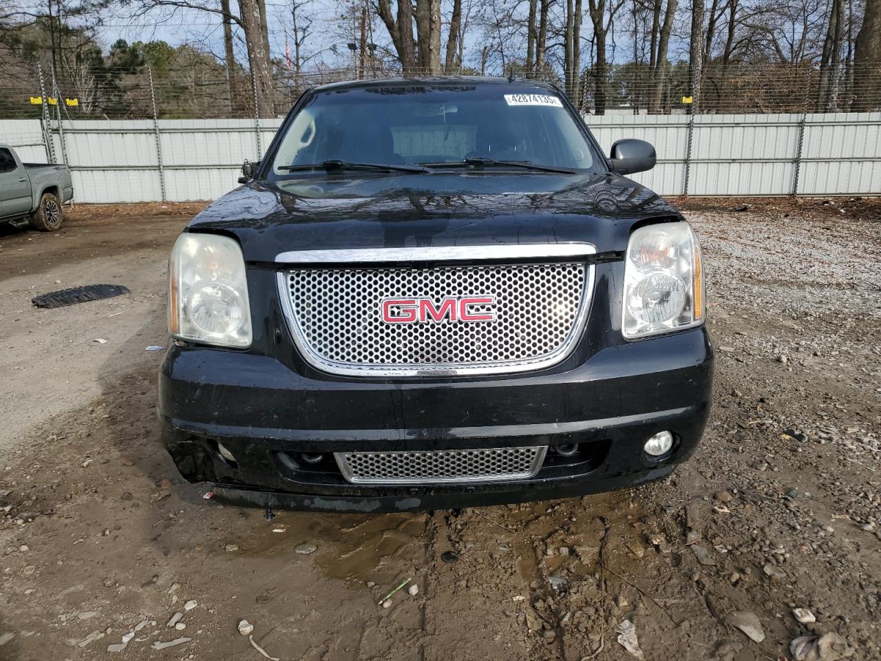 2012 GMC Yukon - Image 5