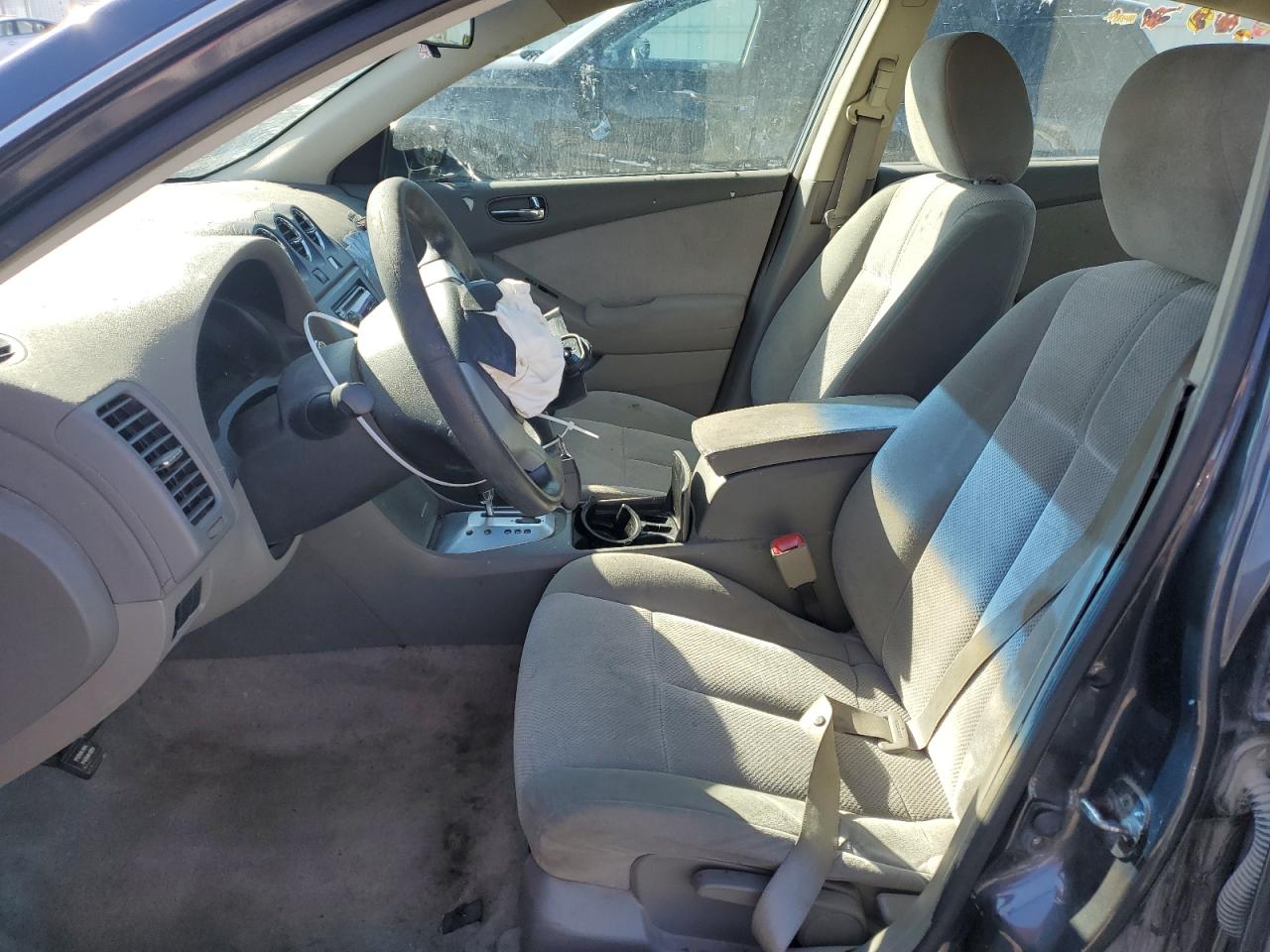 2009 Nissan Altima - Image 7