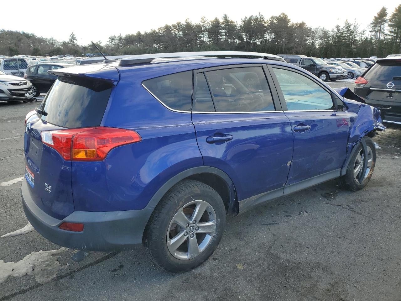 2015 Toyota RAV 4 - Image 3