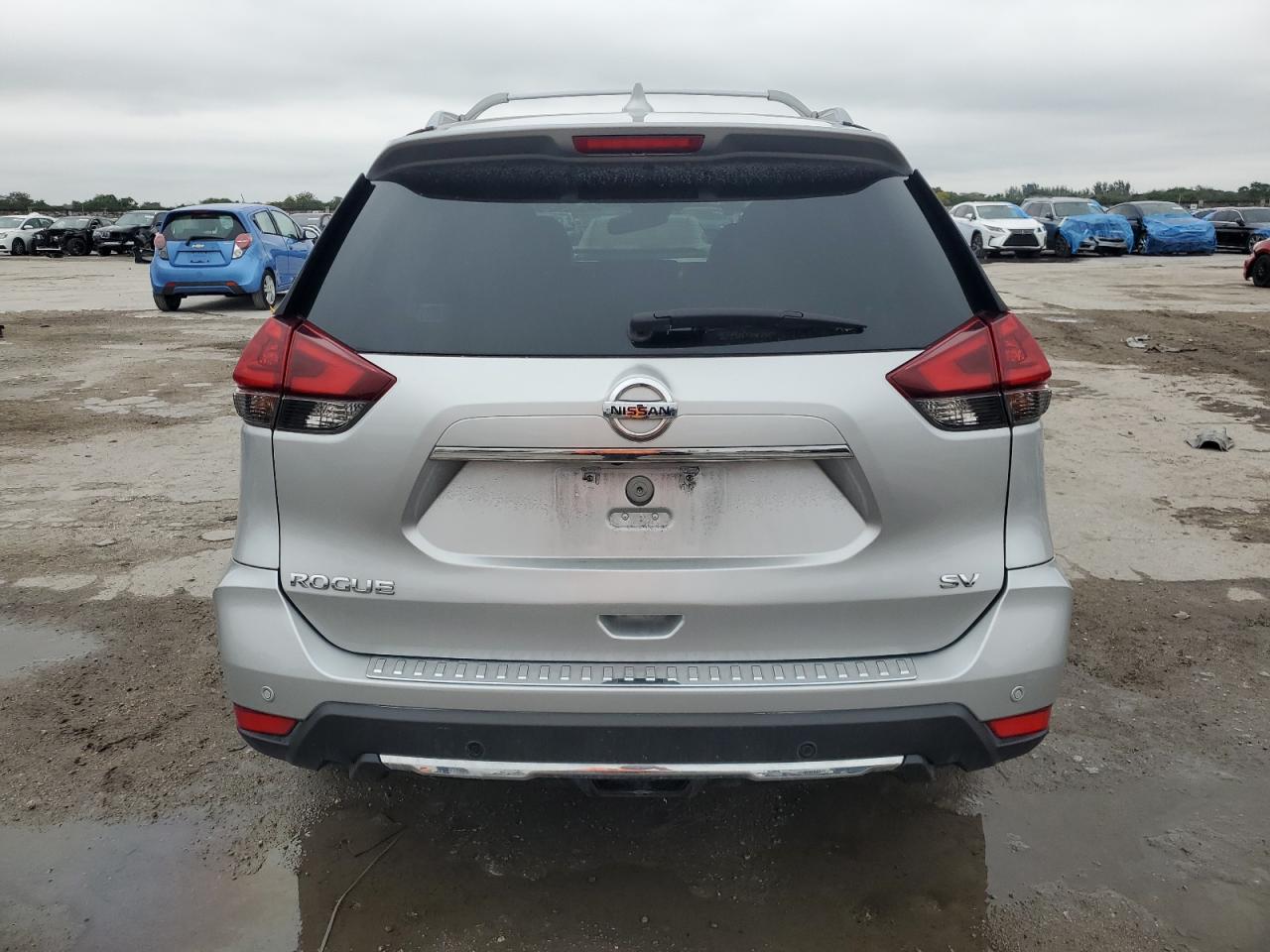 2019 Nissan Rogue - Image 6