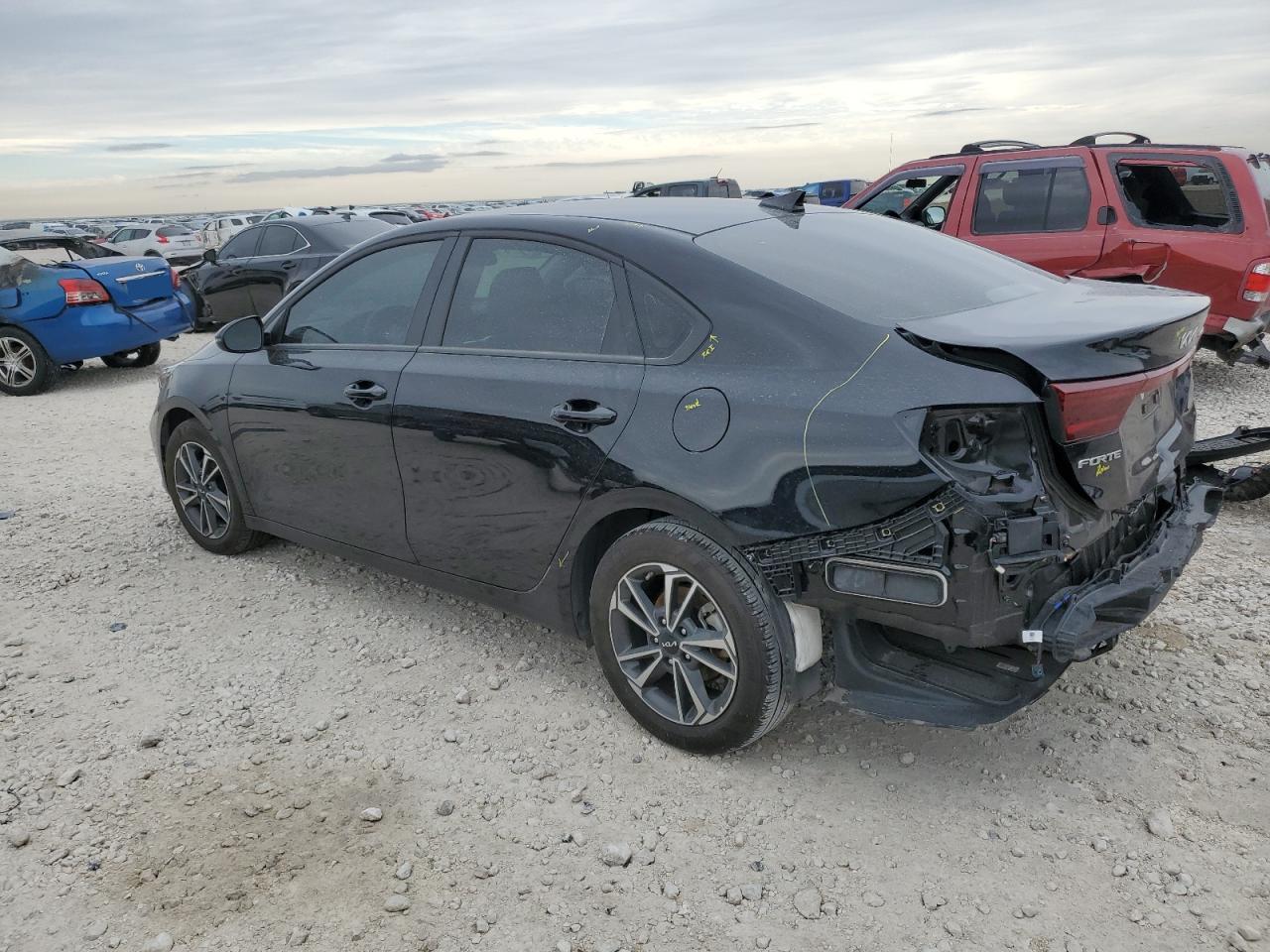 2023 Kia Forte - Image 2