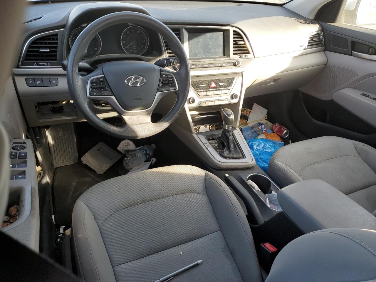 2018 Hyundai Elantra - Image 8