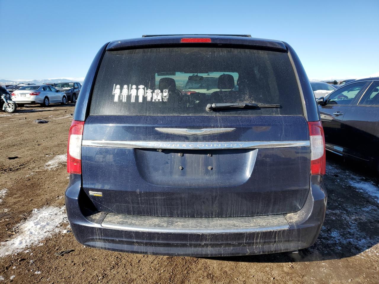2012 Chrysler Town & Country - Image 6