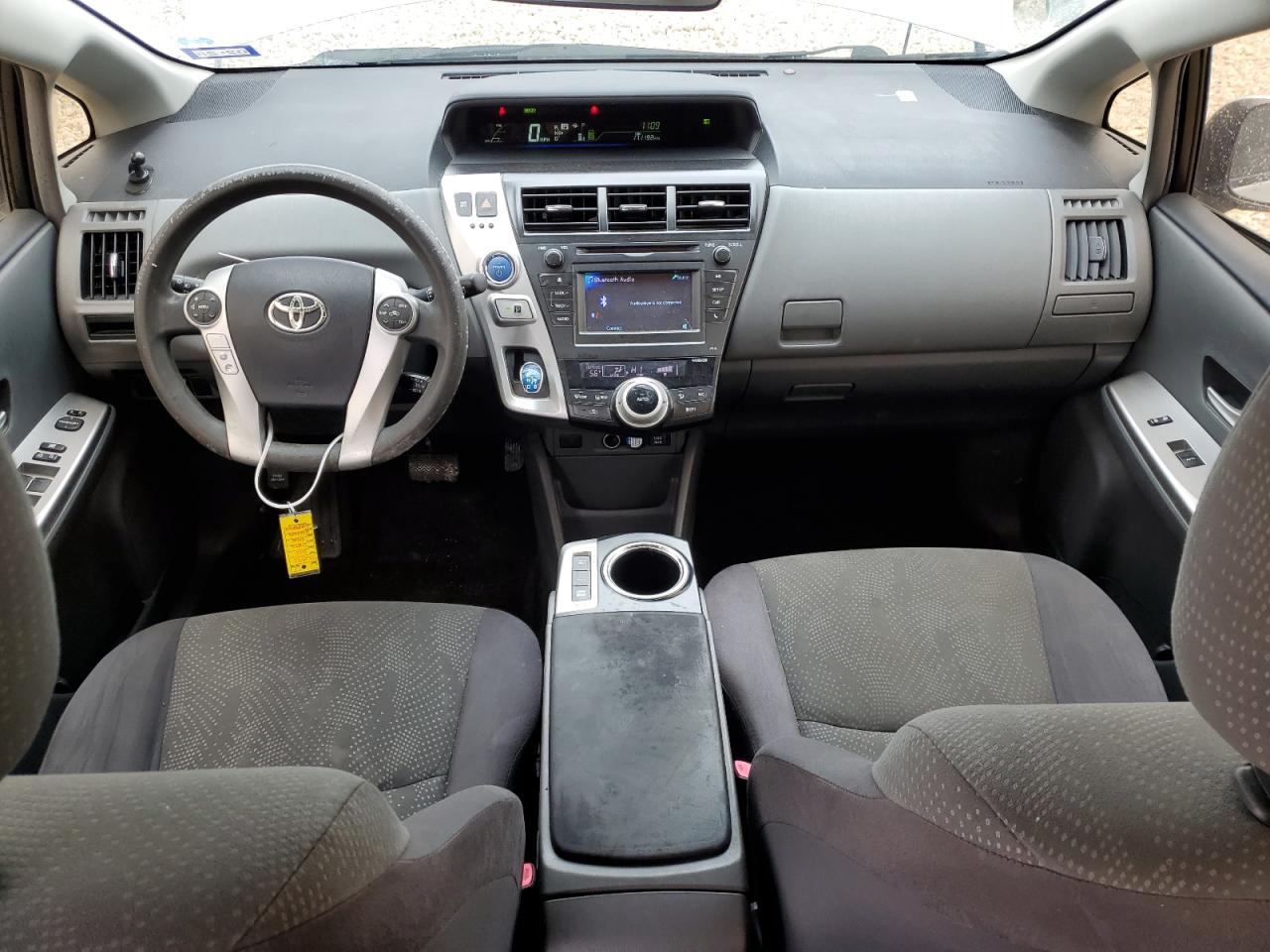2012 Toyota Prius - Image 8