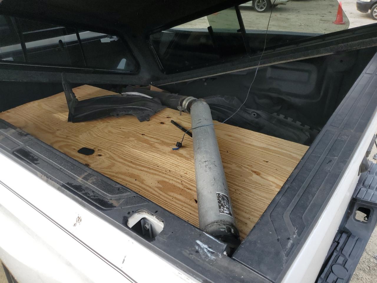 2016 Toyota Tundra - Image 12