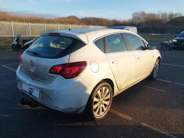 2015 VAUXHALL ASTRA ELIT