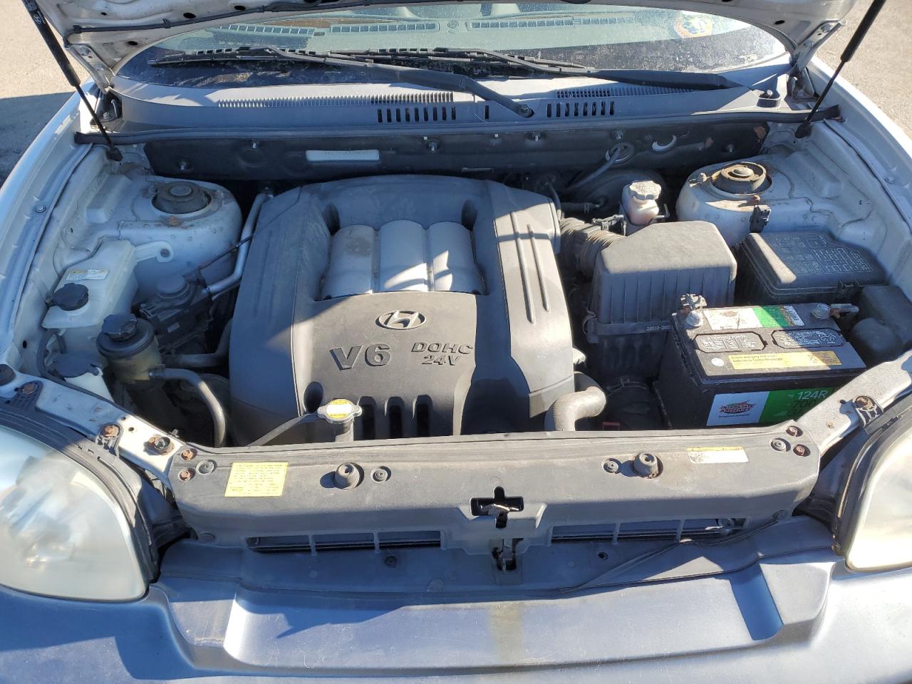 2006 Hyundai Santa Fe - Image 12