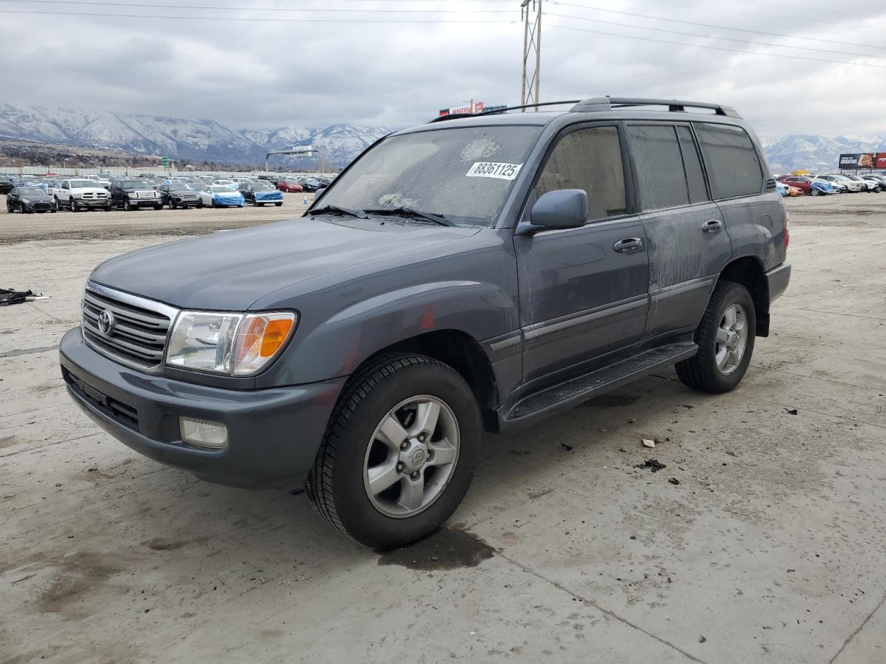 2003 Toyota Land Cruiser - Image 1