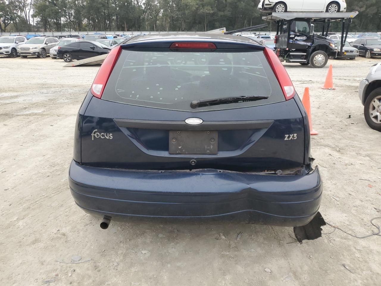 2001 Ford Focus - Image 6