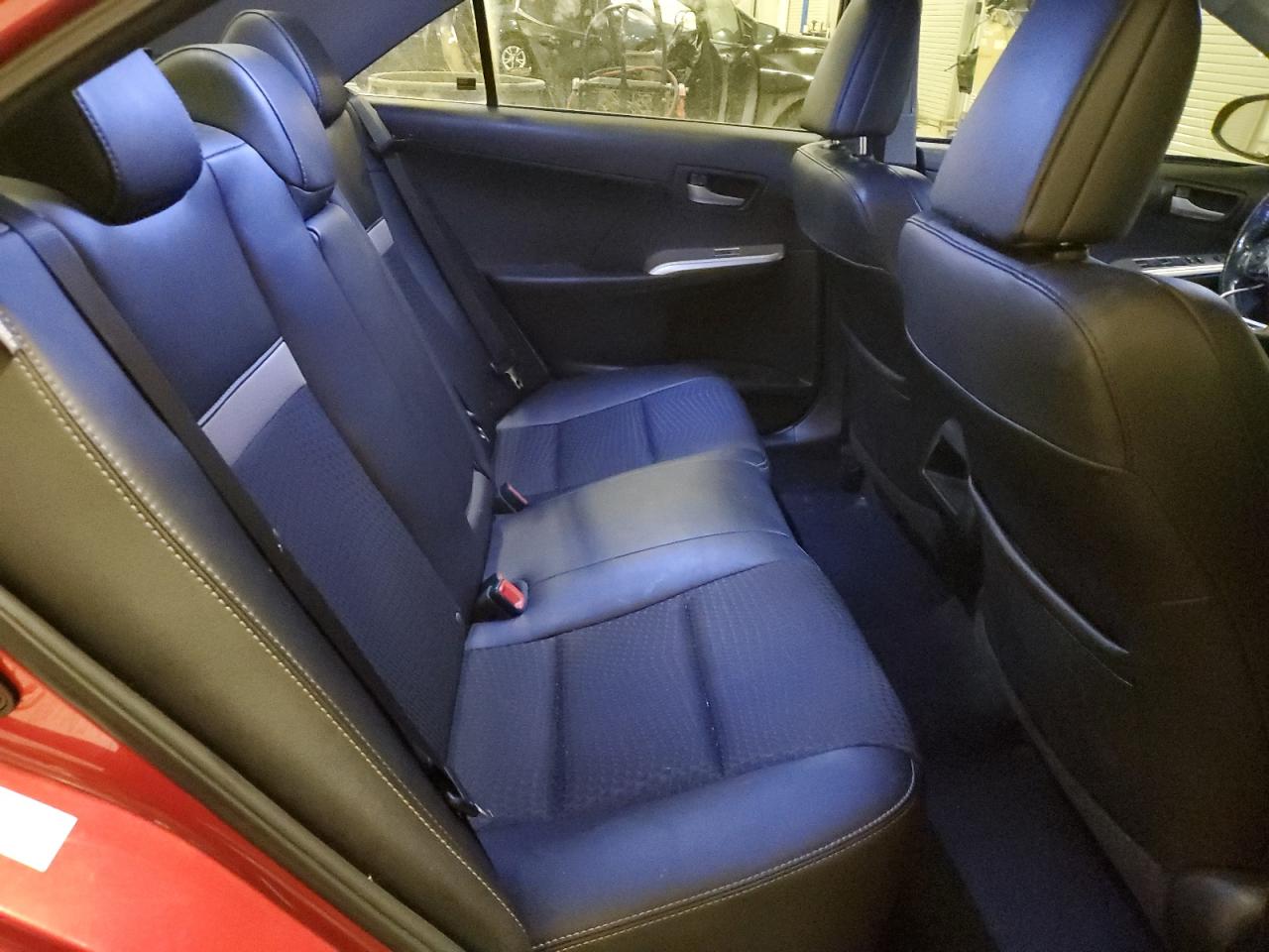 2013 Toyota Camry - Image 10