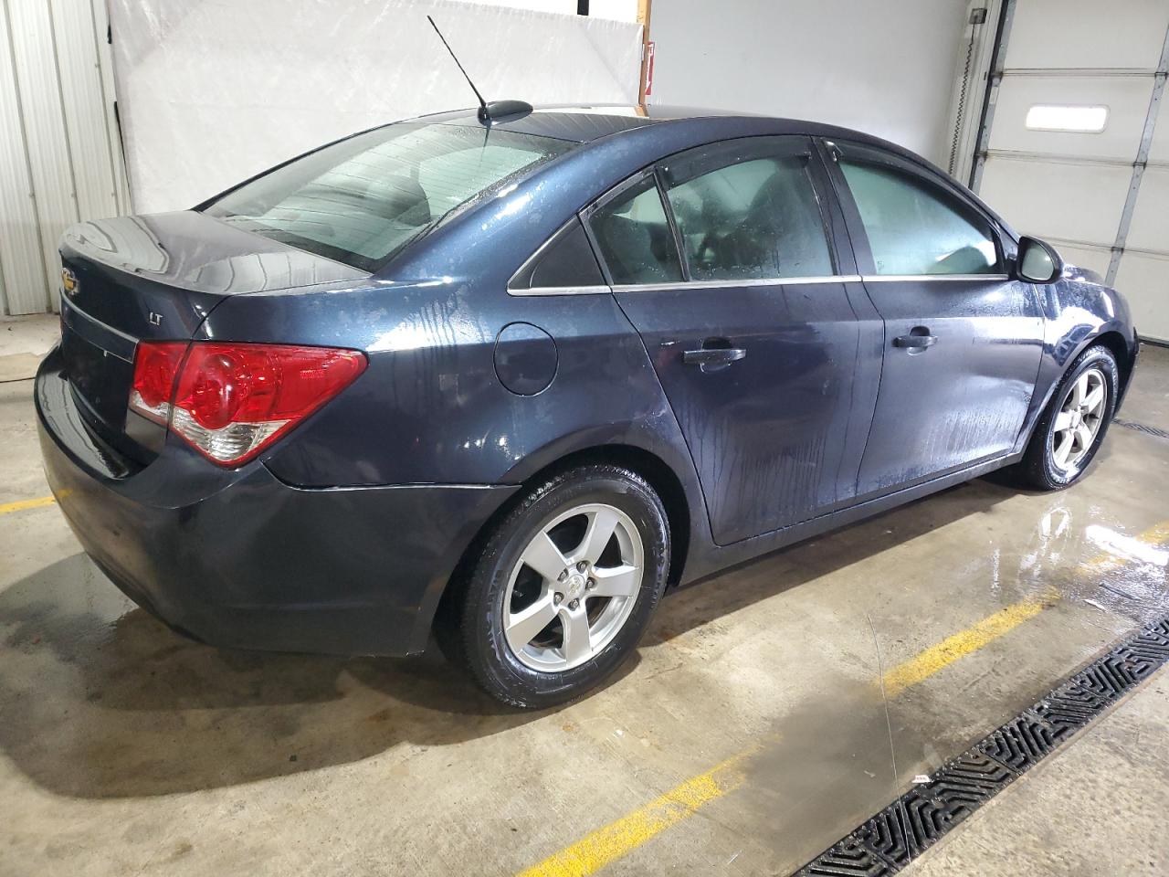 VIN 1G1PC5SB5F7271341 2015 CHEVROLET CRUZE no.3