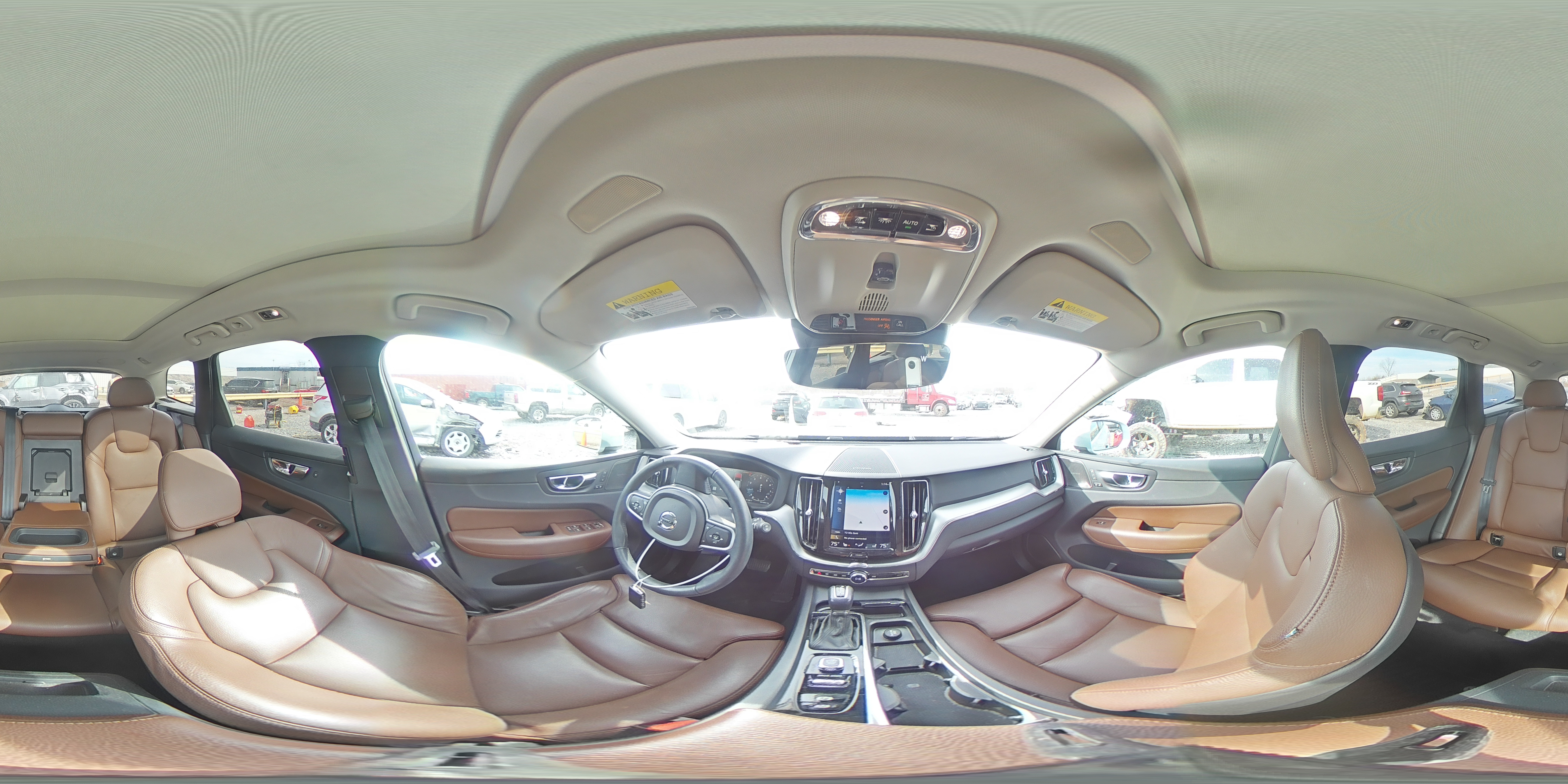 2019 Volvo XC60 - Image 15