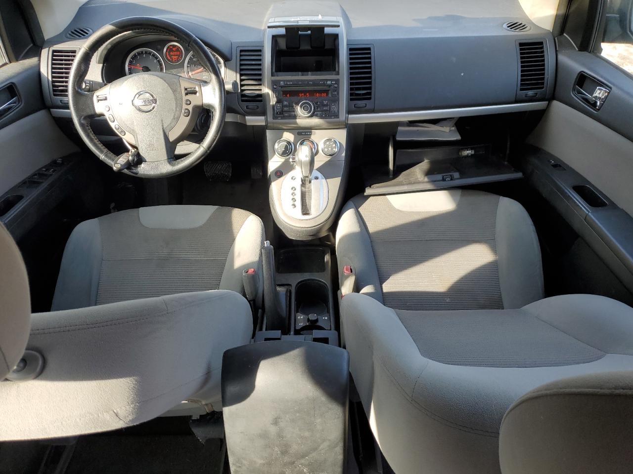 2012 Nissan Sentra - Image 8