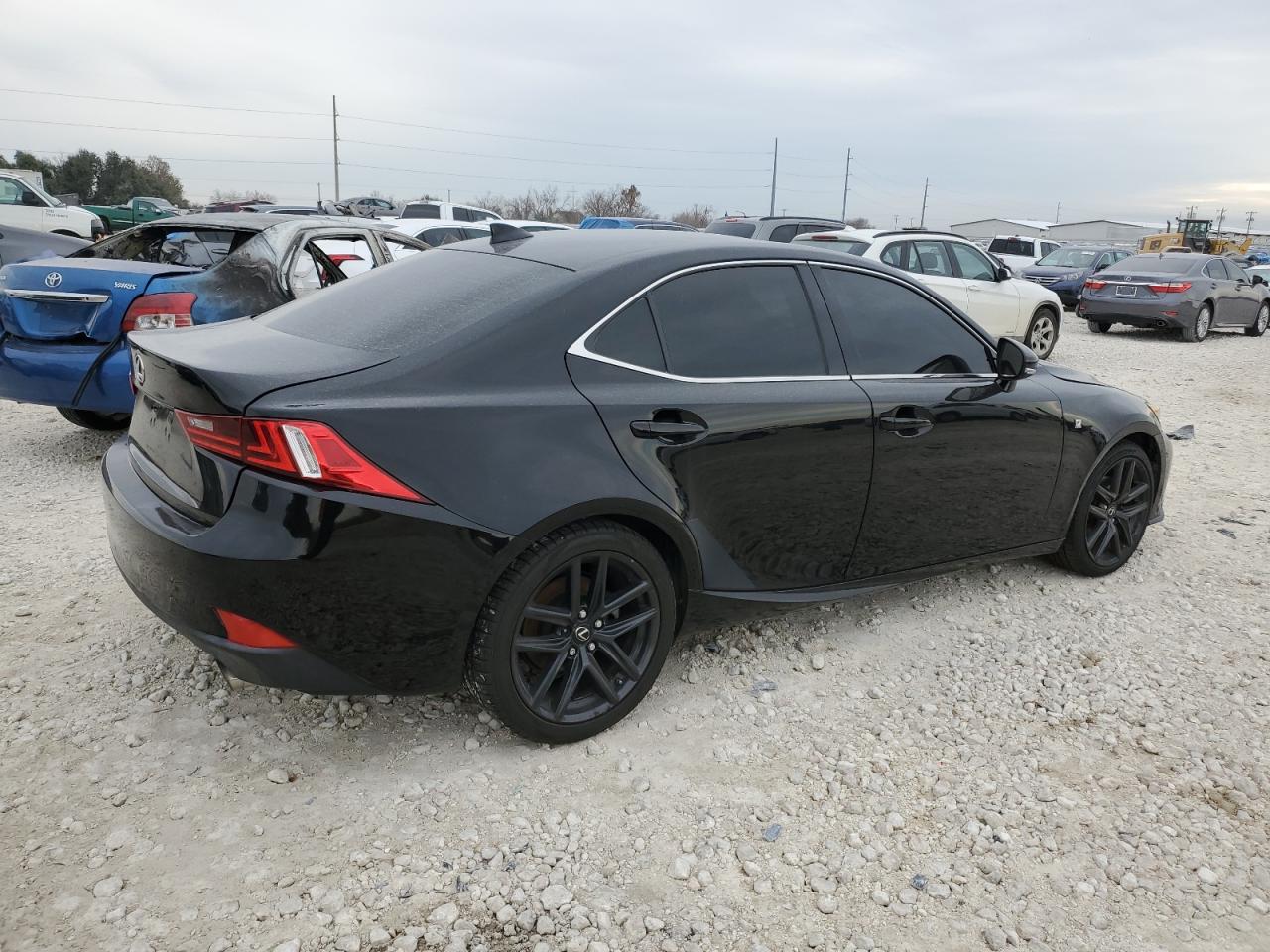 2014 Lexus IS - Image 3
