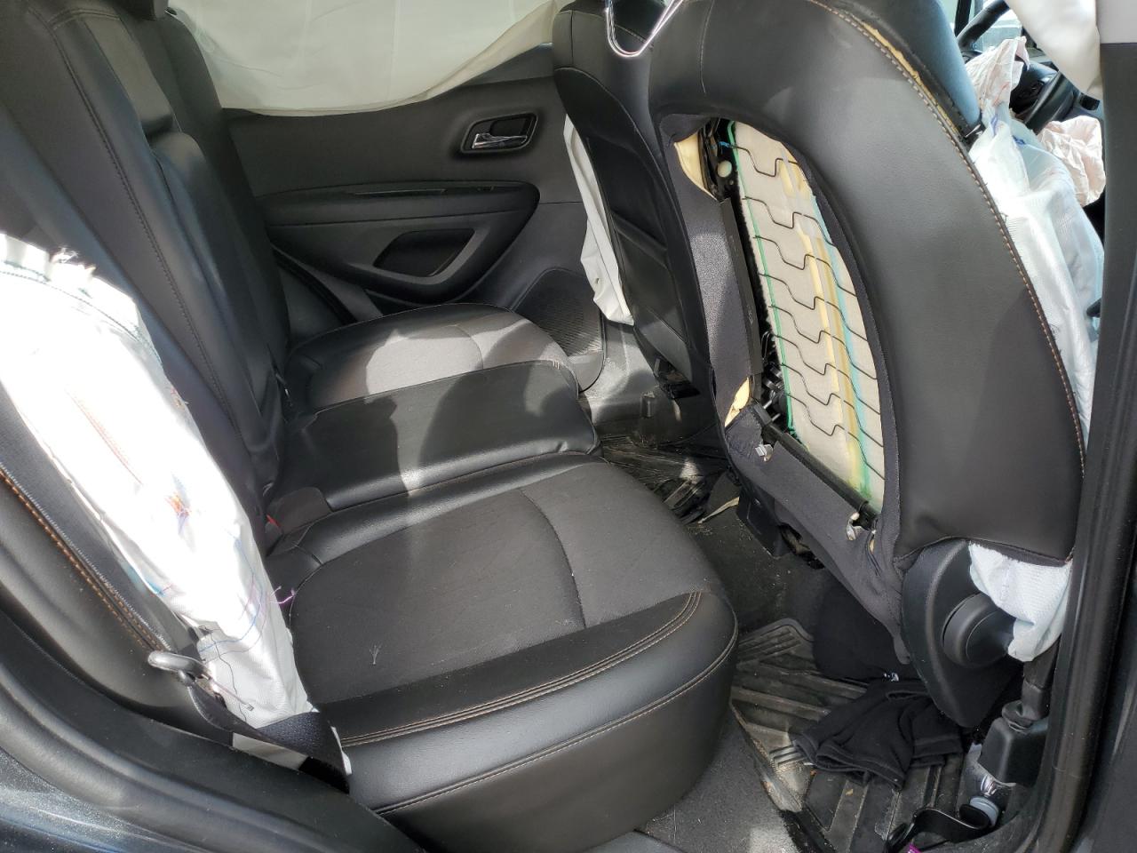 2017 Chevrolet Trax - Image 11