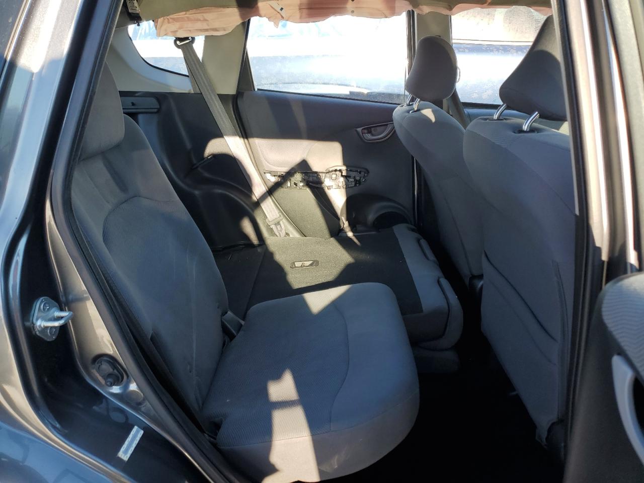 2012 Honda Fit - Image 10