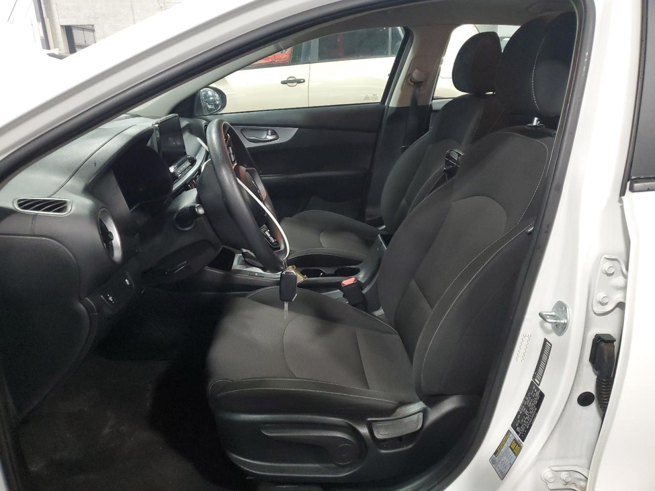 2023 Kia Forte - Image 7