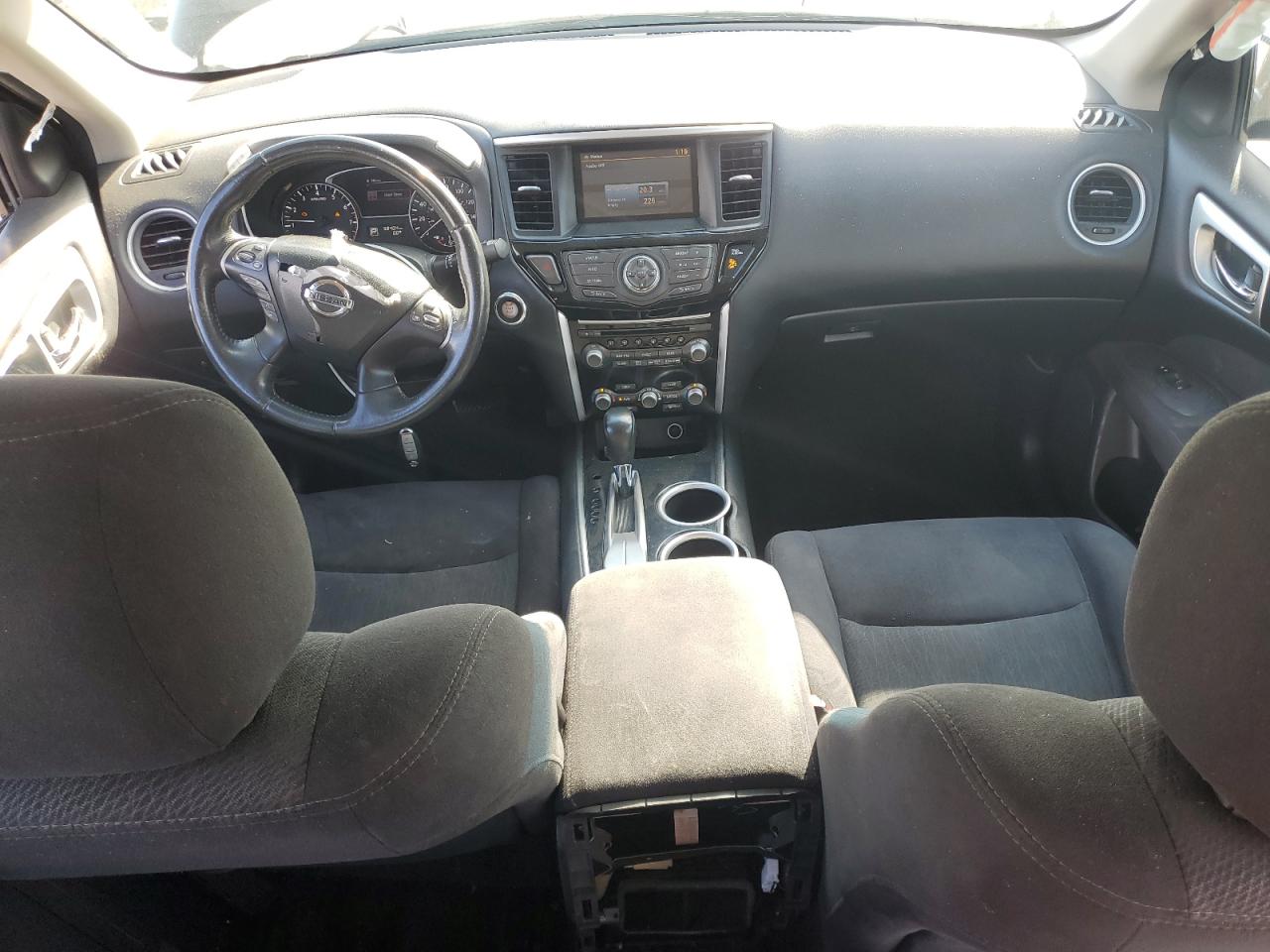 2014 Nissan Pathfinder - Image 8